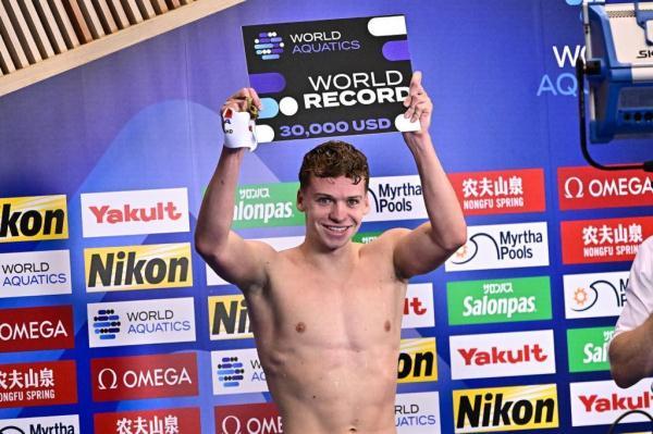 人类历史最长寿的游泳纪录破了！法国选手马尔尚超越菲尔普斯